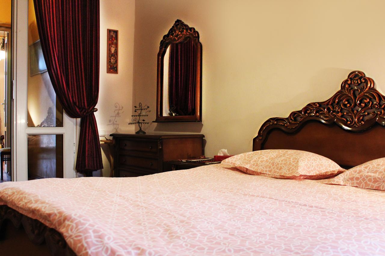 يريفان Vivid 2 Bedroom Apt. المظهر الخارجي الصورة