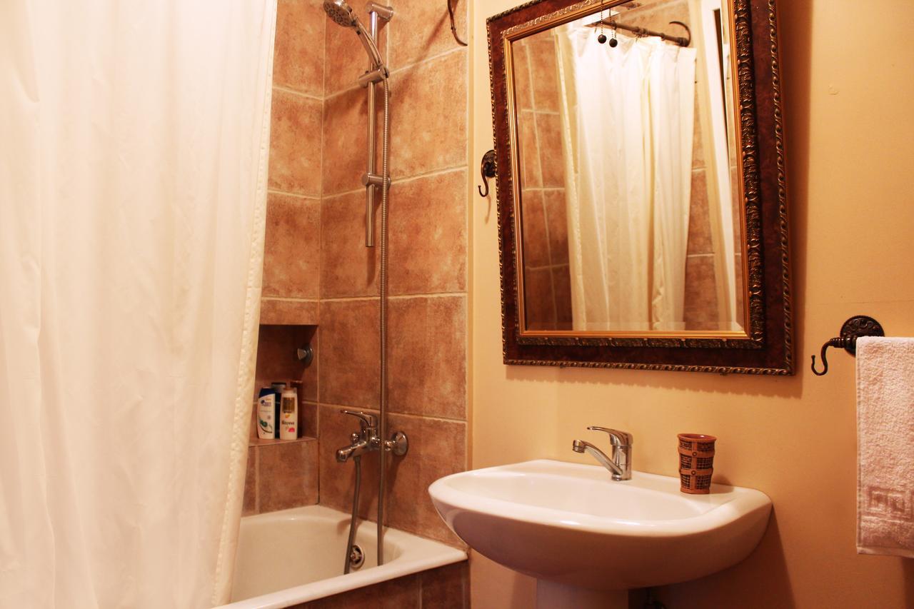يريفان Vivid 2 Bedroom Apt. المظهر الخارجي الصورة